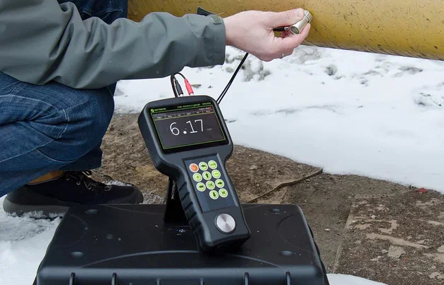 EM1401 UT EMA+Piezoelektrische Wandler in einem Gerät